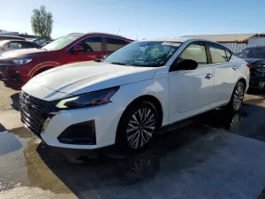 Nissan Altima 2.5L 4 2025