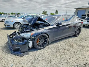Infiniti Q50 3.7L 6 2014