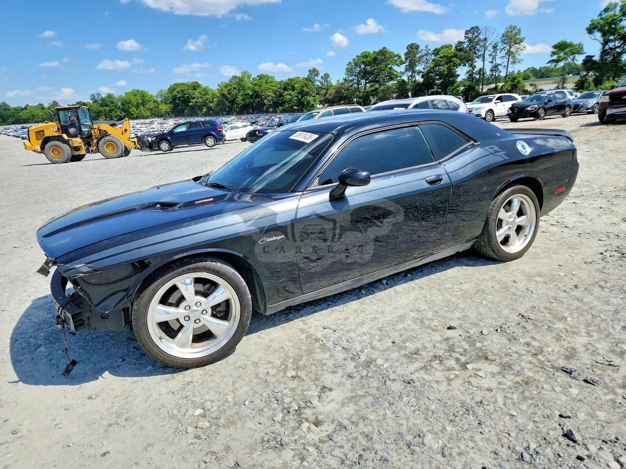 Dodge Challenger 5.7L 8 2012