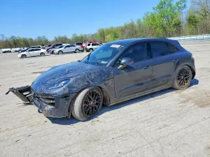 Porsche Macan 2.9L 6 2021