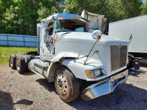 International 9000 Series 15.2L 6 2007