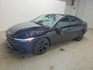 Hyundai Elantra 2.0L 4 2026