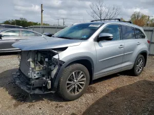 Toyota Highlander 3.5L 6 2018