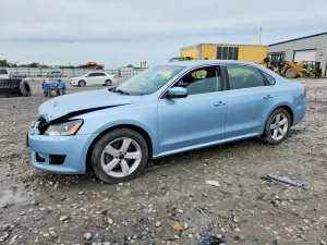 Volkswagen Passat 2.0L 4 2013