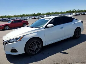 Nissan Altima 2.5L 4 2020
