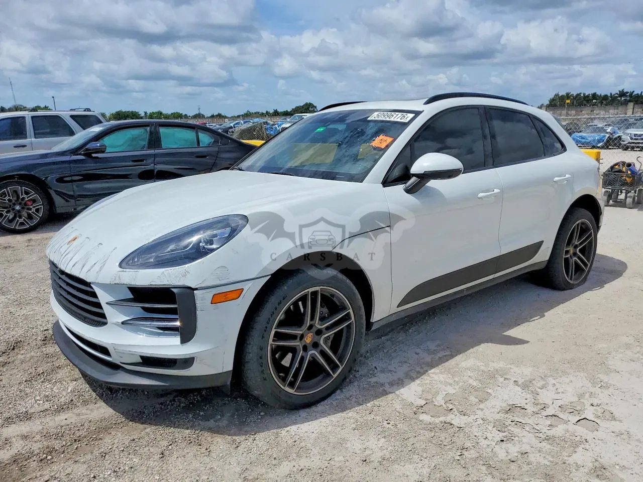 Porsche Macan 2.0L 4 2021