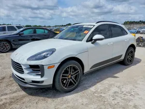 Porsche Macan 2.0L 4 2021