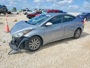 Hyundai Elantra 1.8L 4 2015
