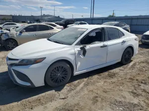 Toyota Camry 2.5L 4 2022