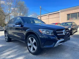 Mercedes-Benz GLC 2.0L 4 2019