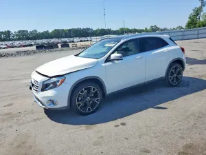 Mercedes-Benz GLA 2.0L 4 2019