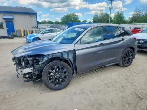 Infiniti QX50 2.0L 4 2021
