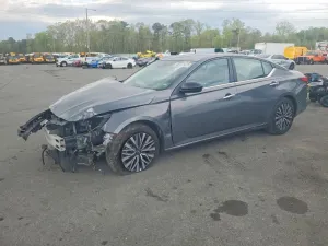Nissan Altima 2.5L 4 2025