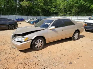 Toyota Camry 2.2L 4 2001
