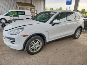 Porsche Cayenne 3.0L 6 2013