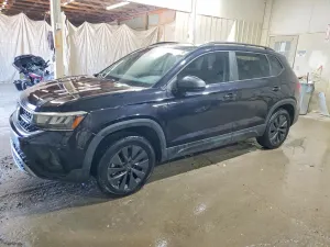 Volkswagen Taos 1.5L 4 2022