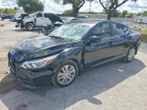 Nissan Sentra 2.0L 4 2023