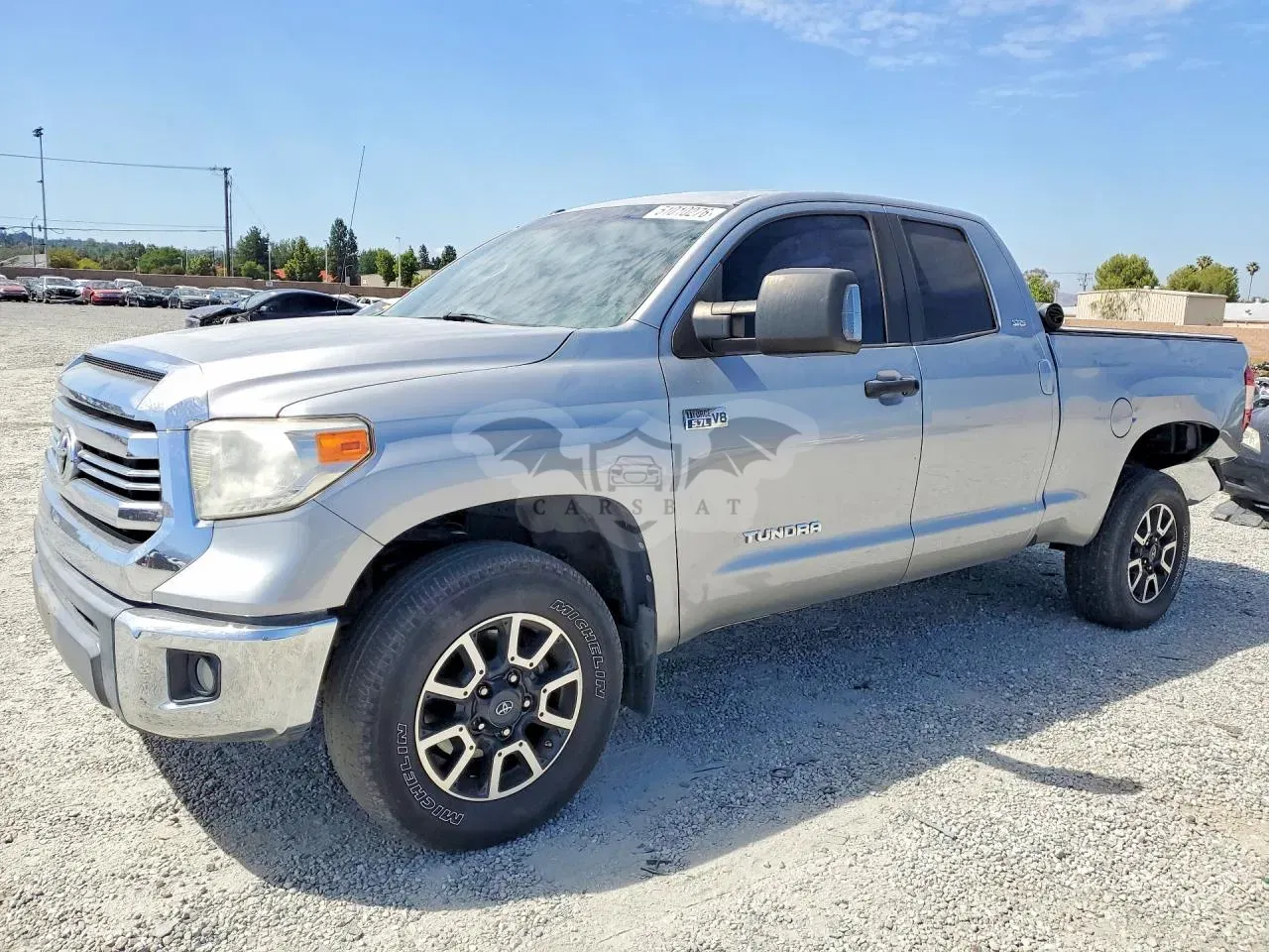Toyota Tundra 5.7L 8 2017