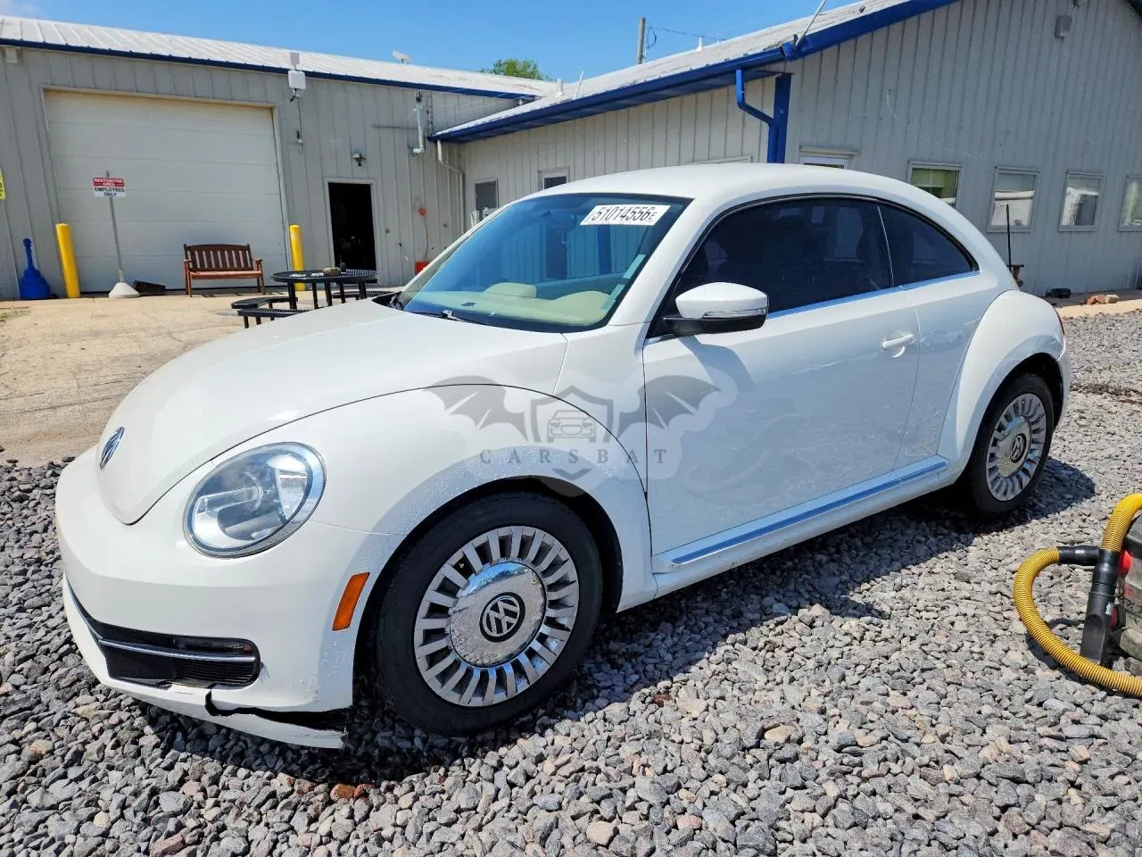 Volkswagen Beetle 2.0L 4 2013