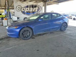 Tesla Model 3 2024