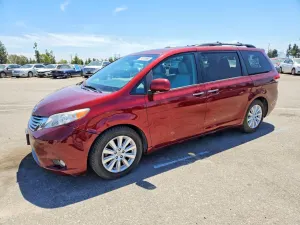 Toyota Sienna 3.5L 6 2011
