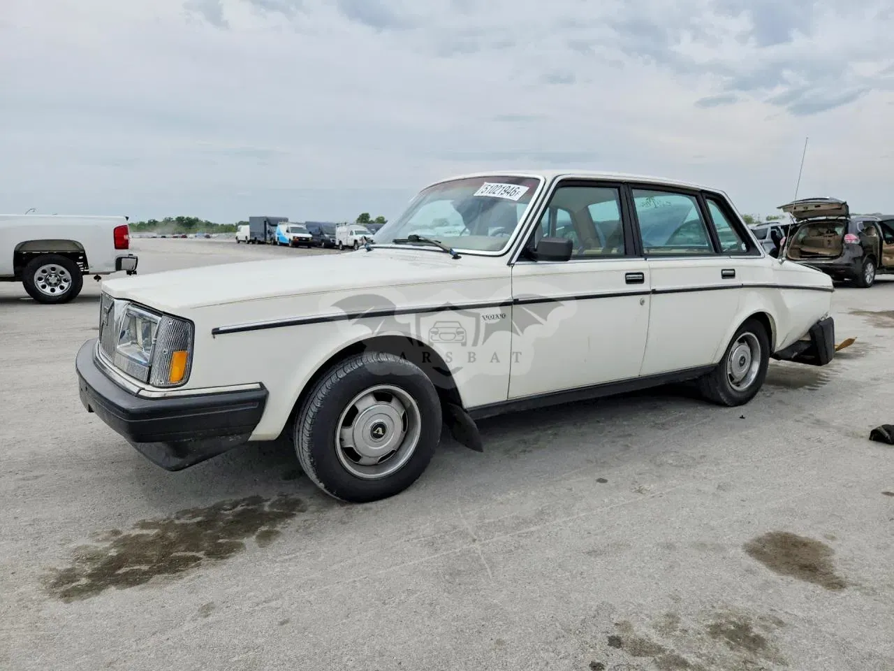 Volvo 244 2.3L 4 1984