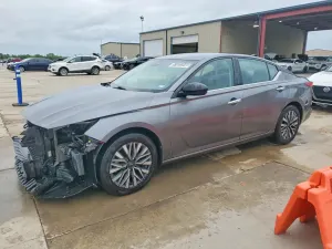 Nissan Altima 2.5L 4 2024