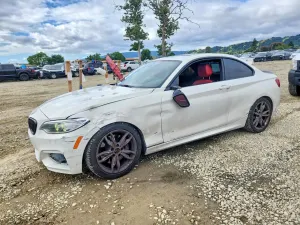 BMW 2 Series 3.0L 6 2015
