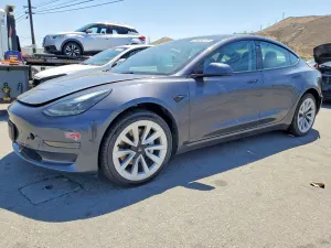 Tesla Model 3 2023