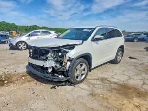 Toyota Highlander 3.5L 6 2016