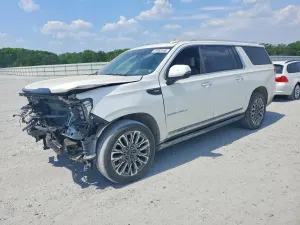 GMC Yukon 6.2L 8 2023
