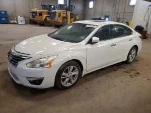 Nissan Altima 2.5L 4 2015