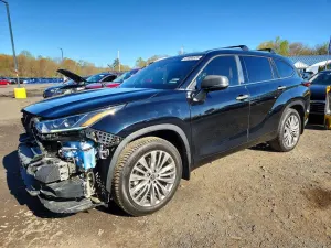 Toyota Highlander 3.5L 6 2022