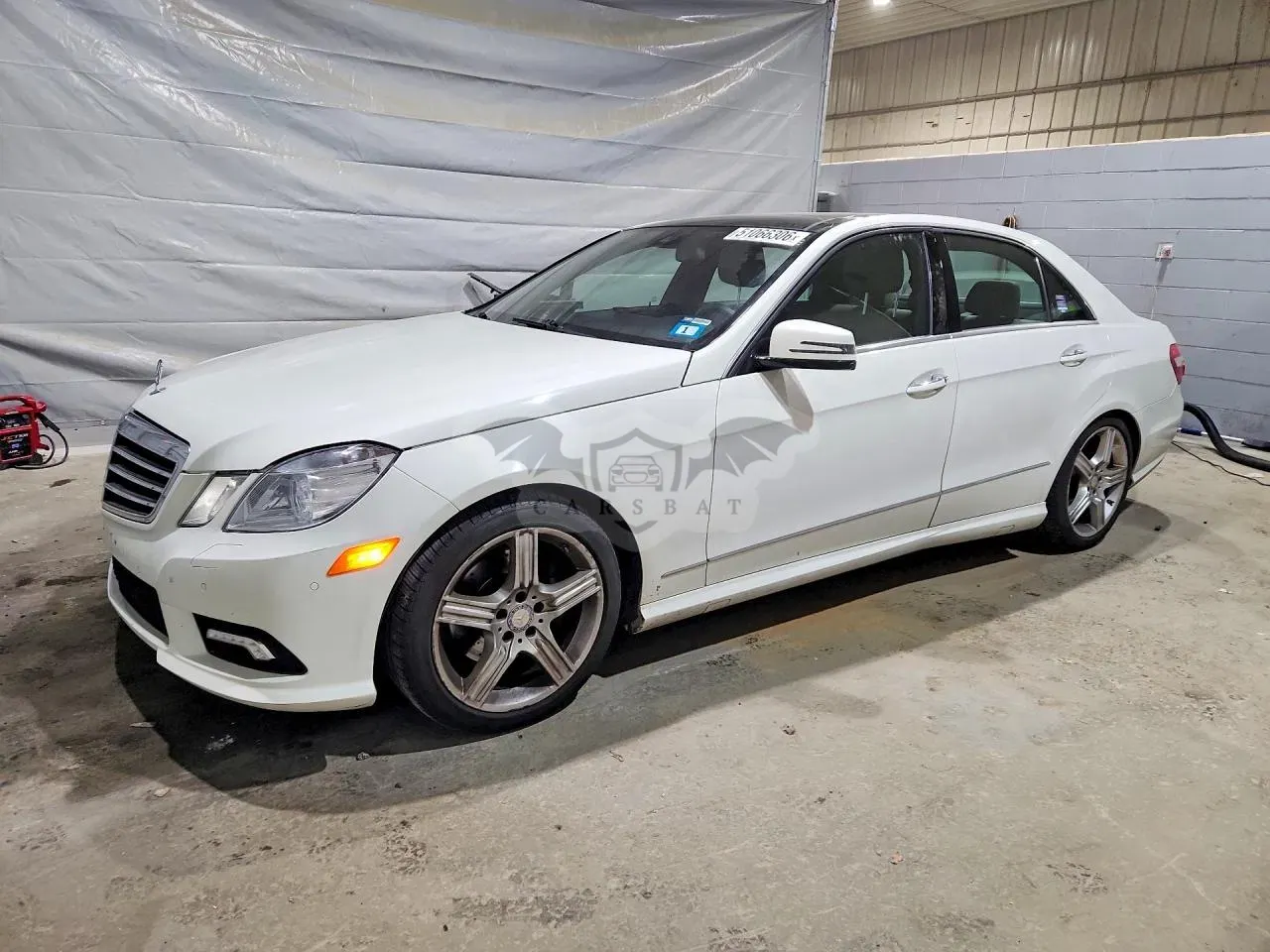 Mercedes-Benz E 3.5L 6 2010