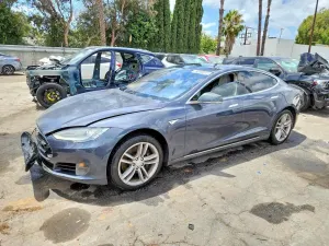 Tesla Model S 2016