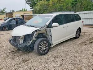 Toyota Sienna 3.5L 6 2019