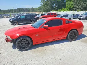 Ford Mustang 5.0L 8 2013