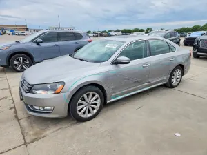 Volkswagen Passat 2.5L 5 2013