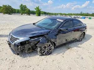 Nissan Altima 2.5L 4 2015