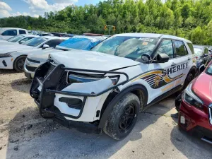 Ford Explorer 3.3L 6 2020