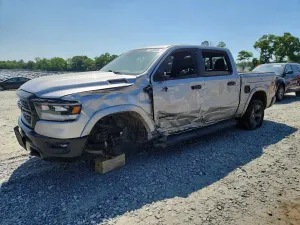 RAM 1500 5.7L 8 2021