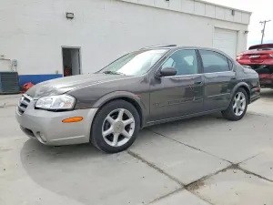 Nissan Maxima 3.0L 6 2001
