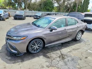 Toyota Camry 2.5L 4 2022