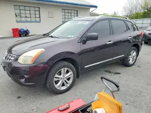 Nissan Rogue 2.5L 4 2013