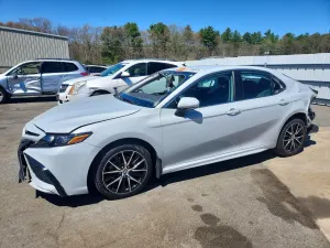 Toyota Camry 2.5L 4 2023