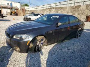 BMW M5 4.4L 8 2014