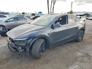 Tesla Model Y 2026