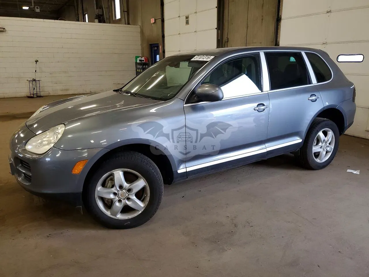 Porsche Cayenne 4.5L 8 2004