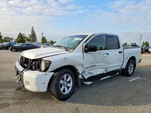 Nissan Titan 5.6L 8 2008