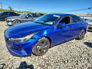 Hyundai Elantra 2.0L 4 2023